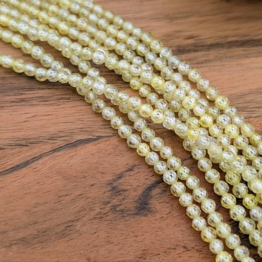 Zircon facetté disco 4 mm de couleur limette