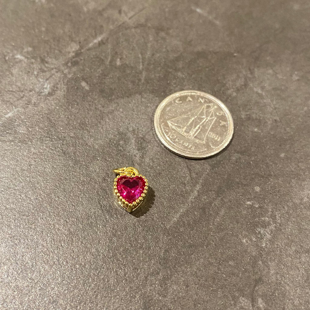 Breloque petit coeur fuschia