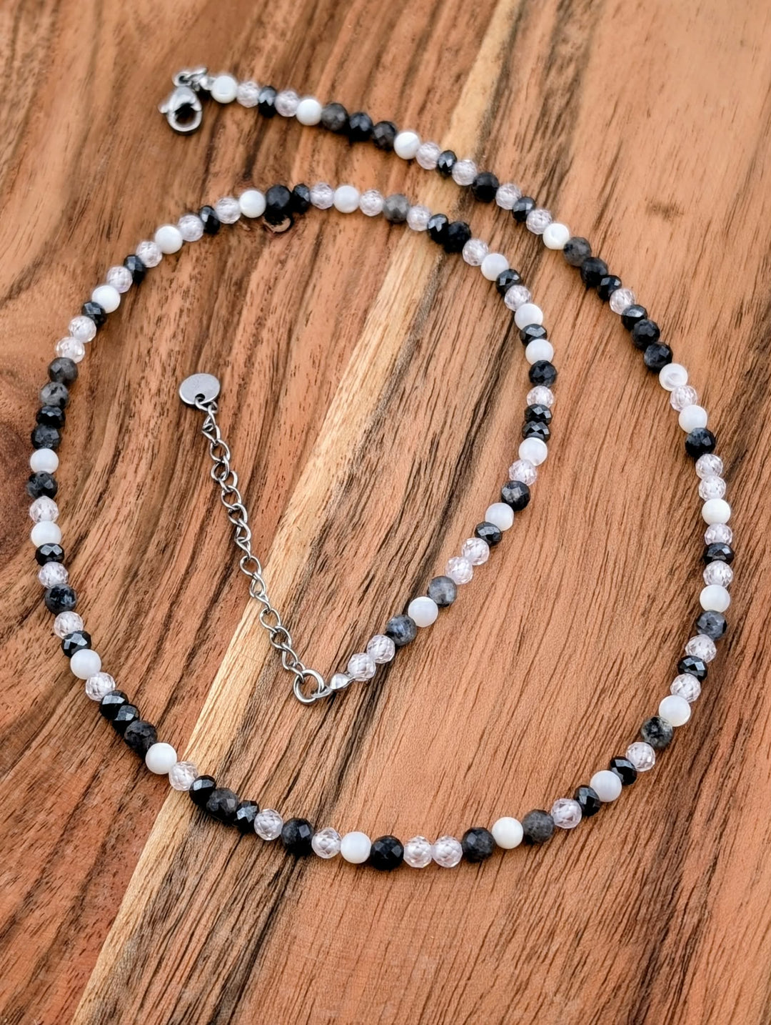 Collier l&