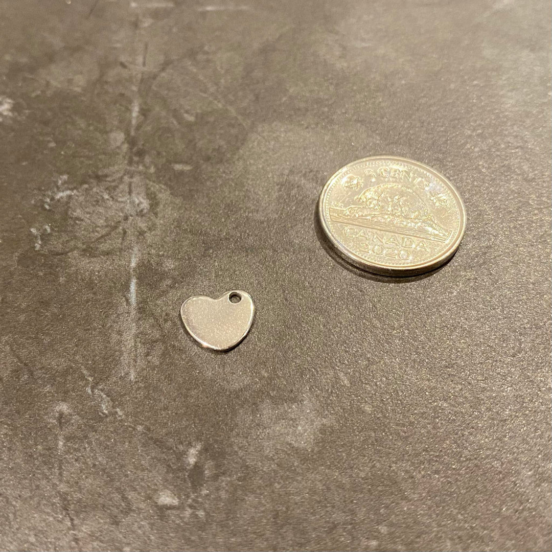 Breloque de coeur plat en acier inoxydable
