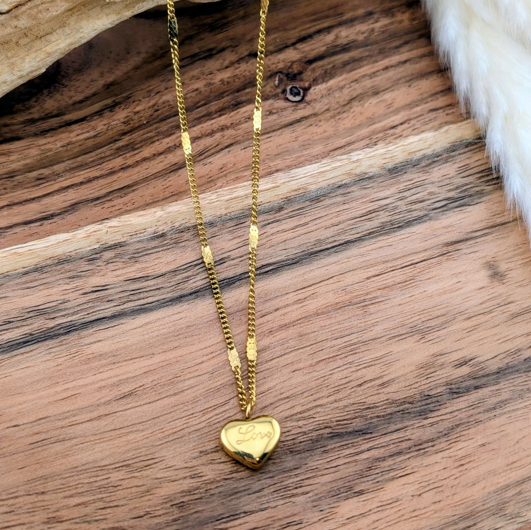 Drop of love necklace