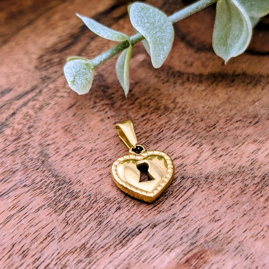 Pendentif coeur secret