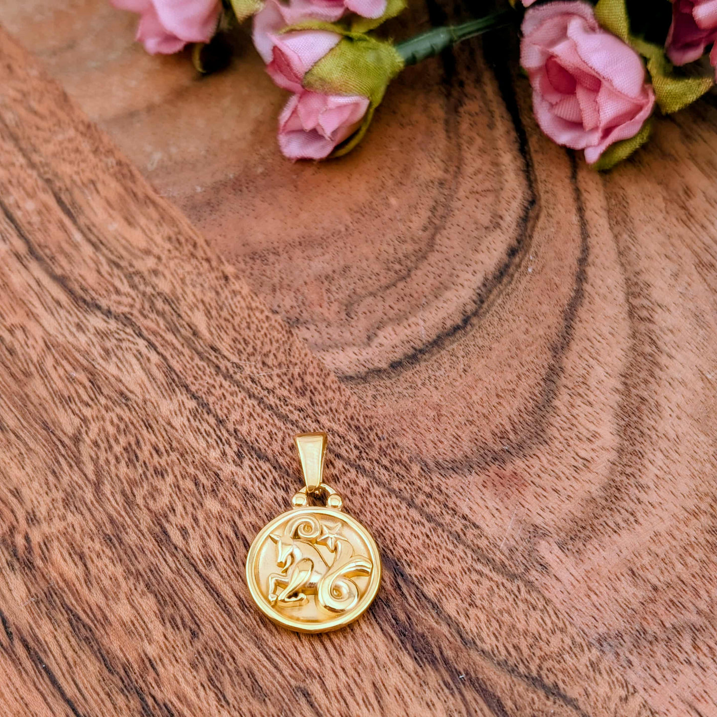 Breloque de signe astrologique et constellation double face