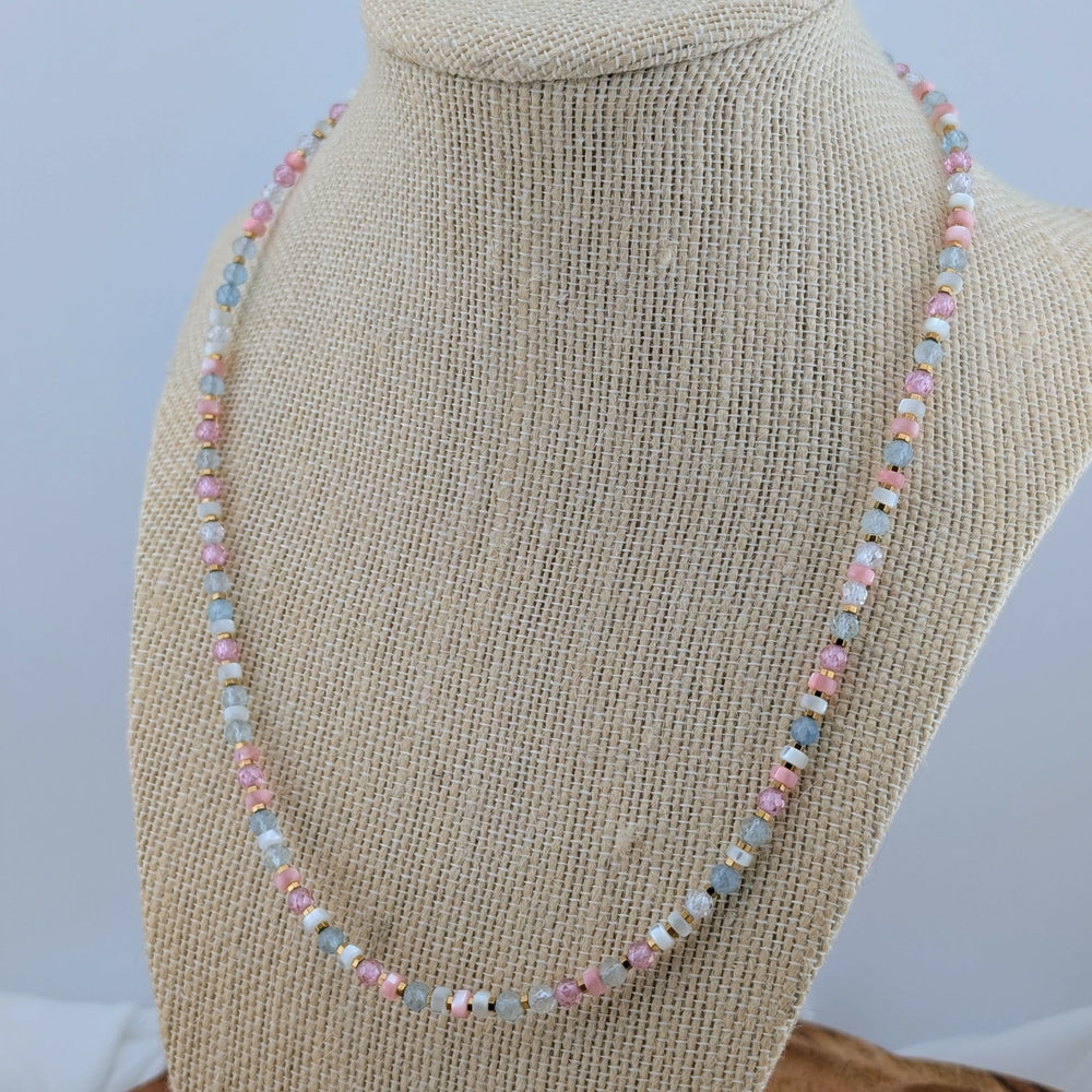 Collier l'artiste s'amuse petits bonbons pastel