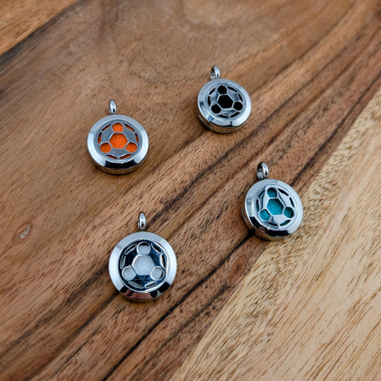 Pendentif aromathérapie pour tampon en feutre ballon de soccer (petit)