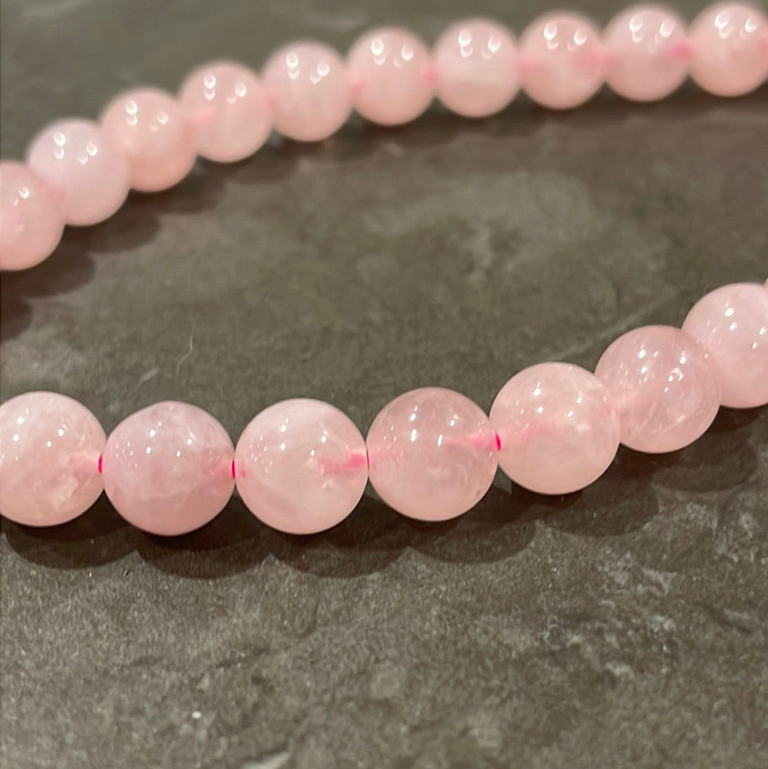 Madagascar rose quartz string 8mm