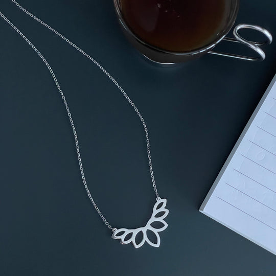 Collier Crown en acier inoxydable argent