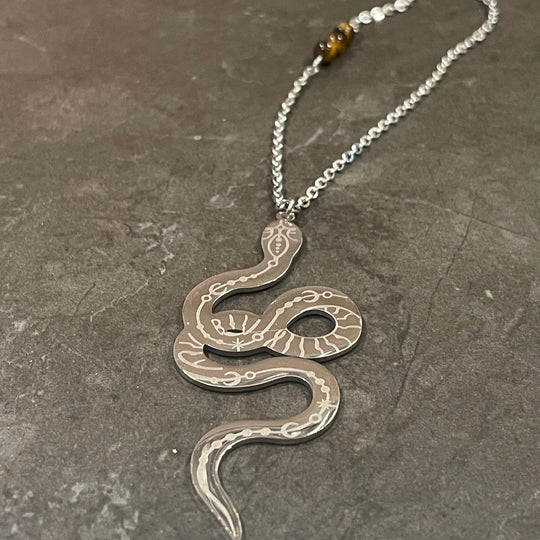 Collier Cobra