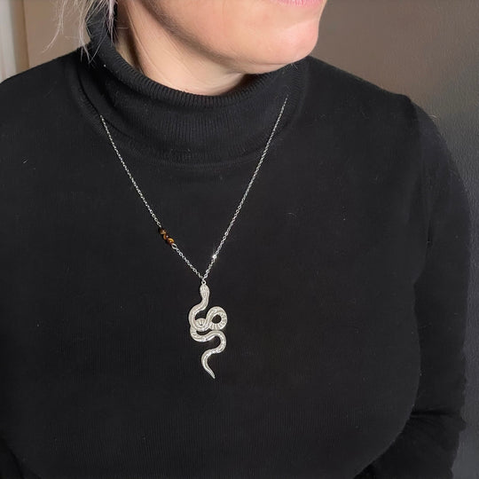 Collier Cobra