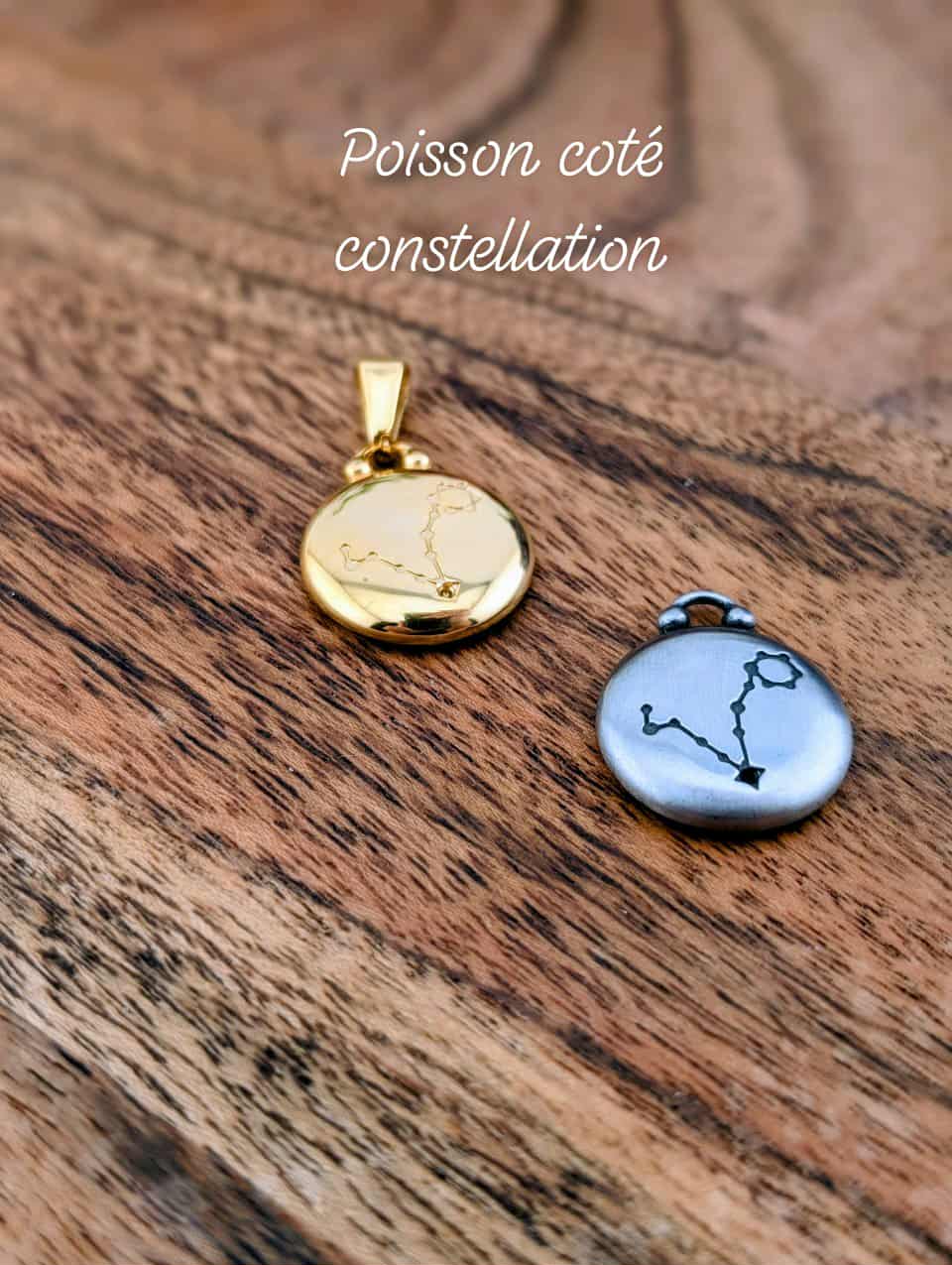 Breloque de signe astrologique et constellation double face