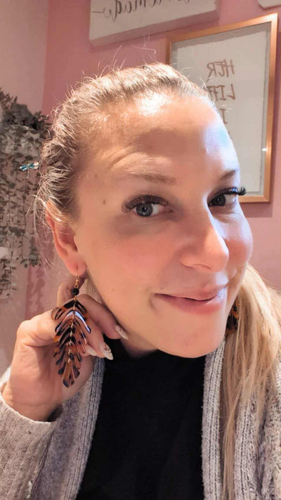 Boucles d'oreilles Breezy motif tortoise