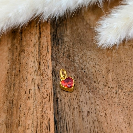 Petit coeur pierre de naissance