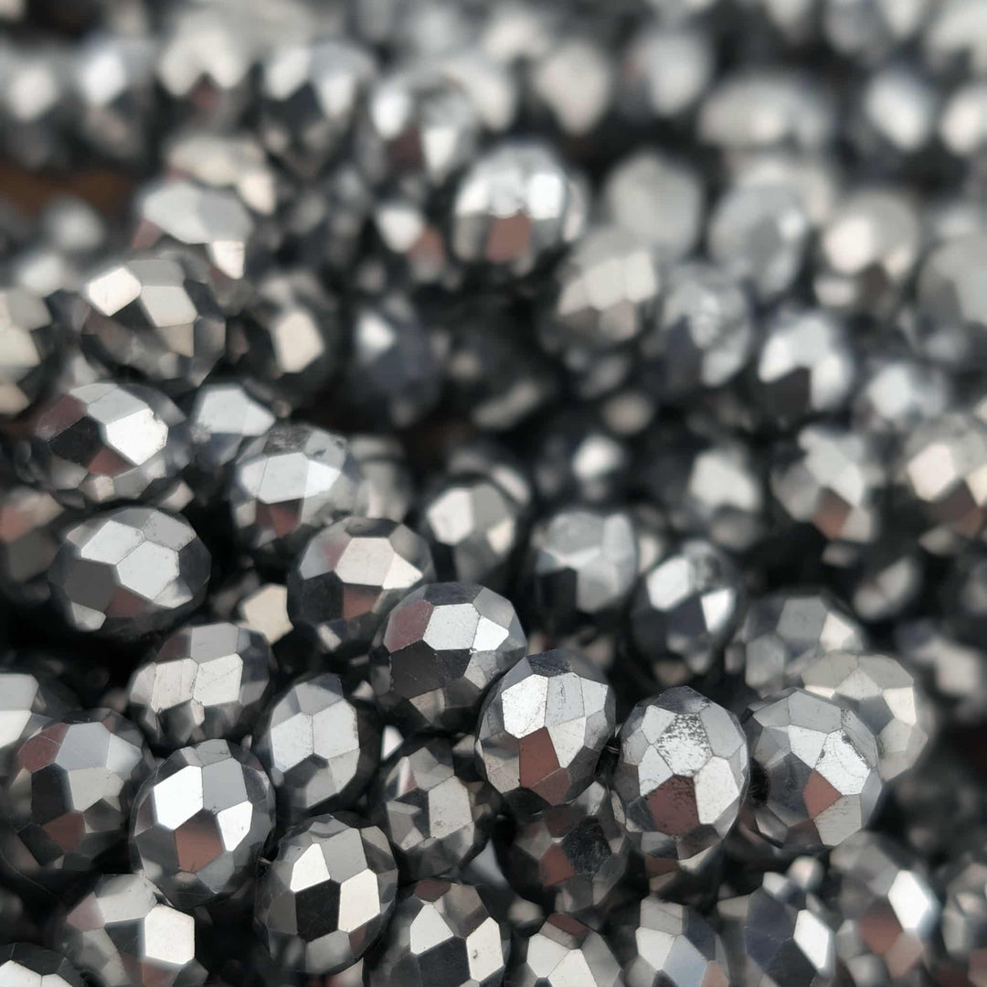 Corde de cristaux de verre tchèque ovale facetté argenté