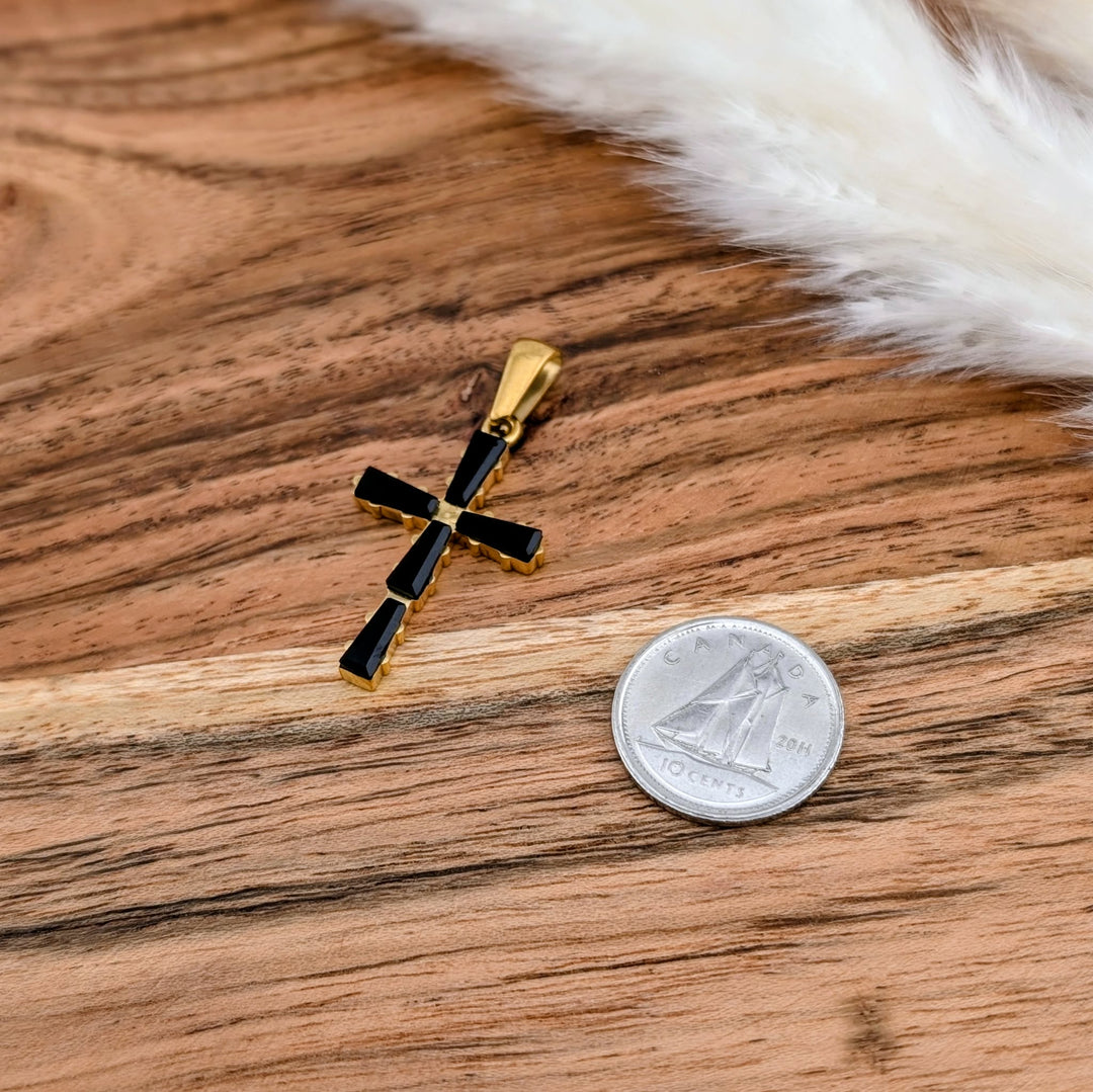 Croix avec brillant noire