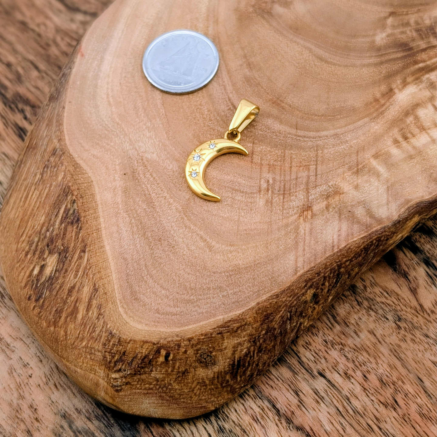 Lune et 3 petites étoiles