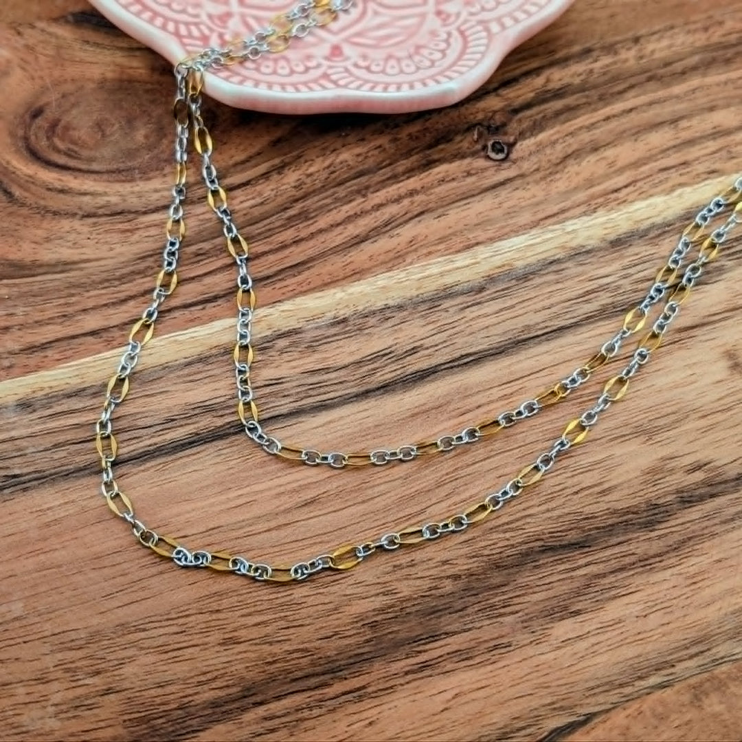 Chaine deux couleur or et argent petite maille 18 ou 20 po