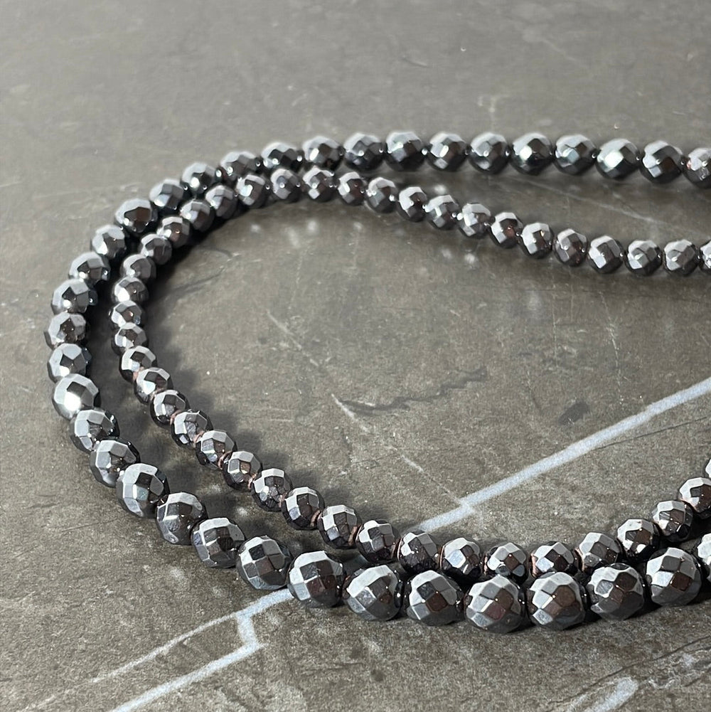 Corde d'hématite gunmétal 6mm facetté