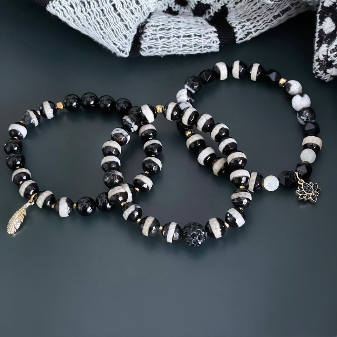 Trio Nelumby, Feather et Zebra