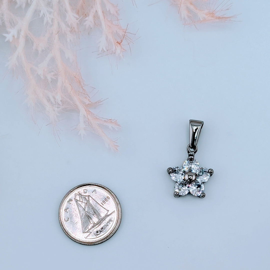 Fleur de diamant de couleur or ou argent