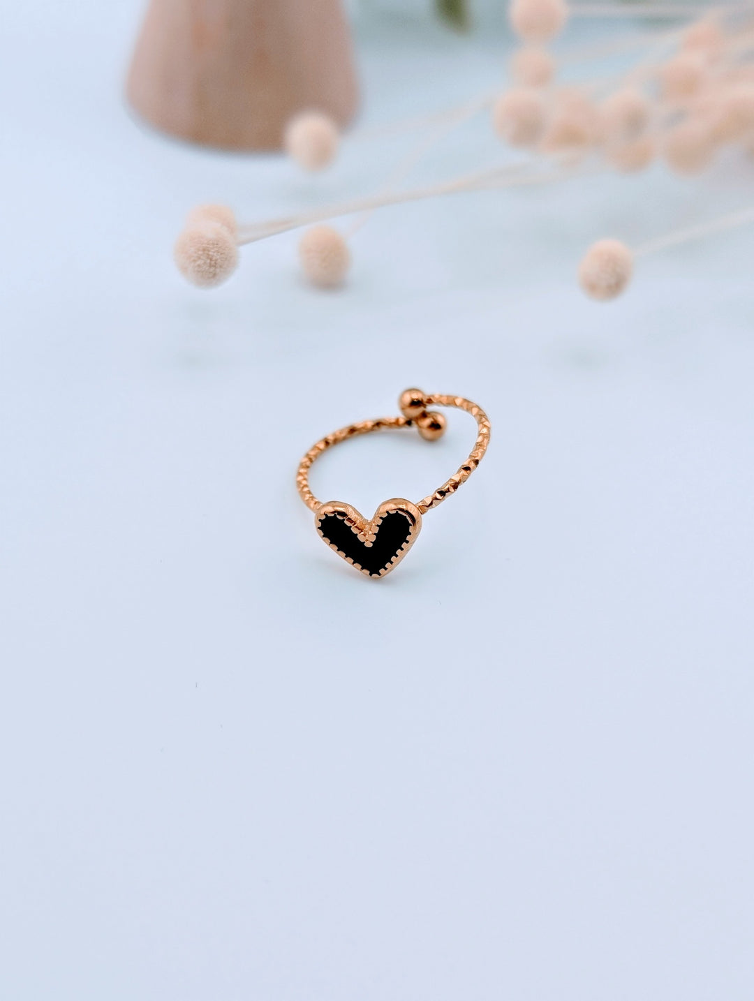 Bague ajustable tit coeur noir ou blanc