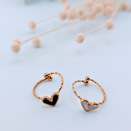 Bague ajustable tit coeur noir ou blanc
