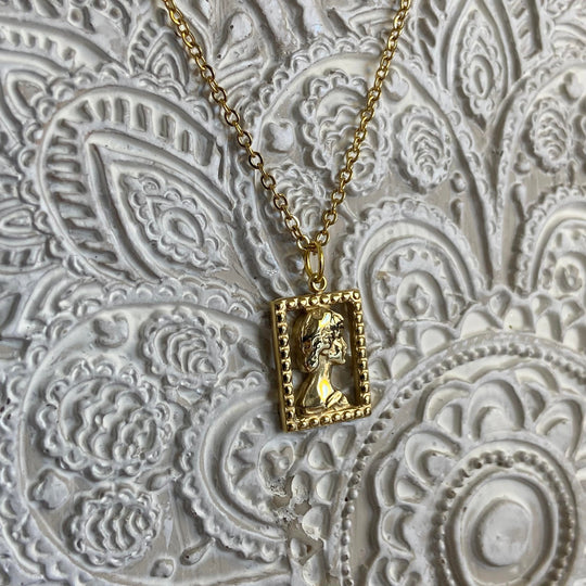 Collier Miss Bourguignon