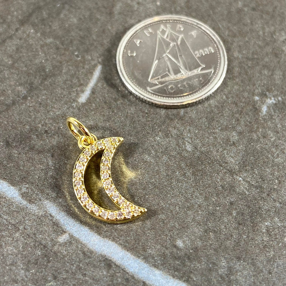 Breloque lune dorée avec zircon