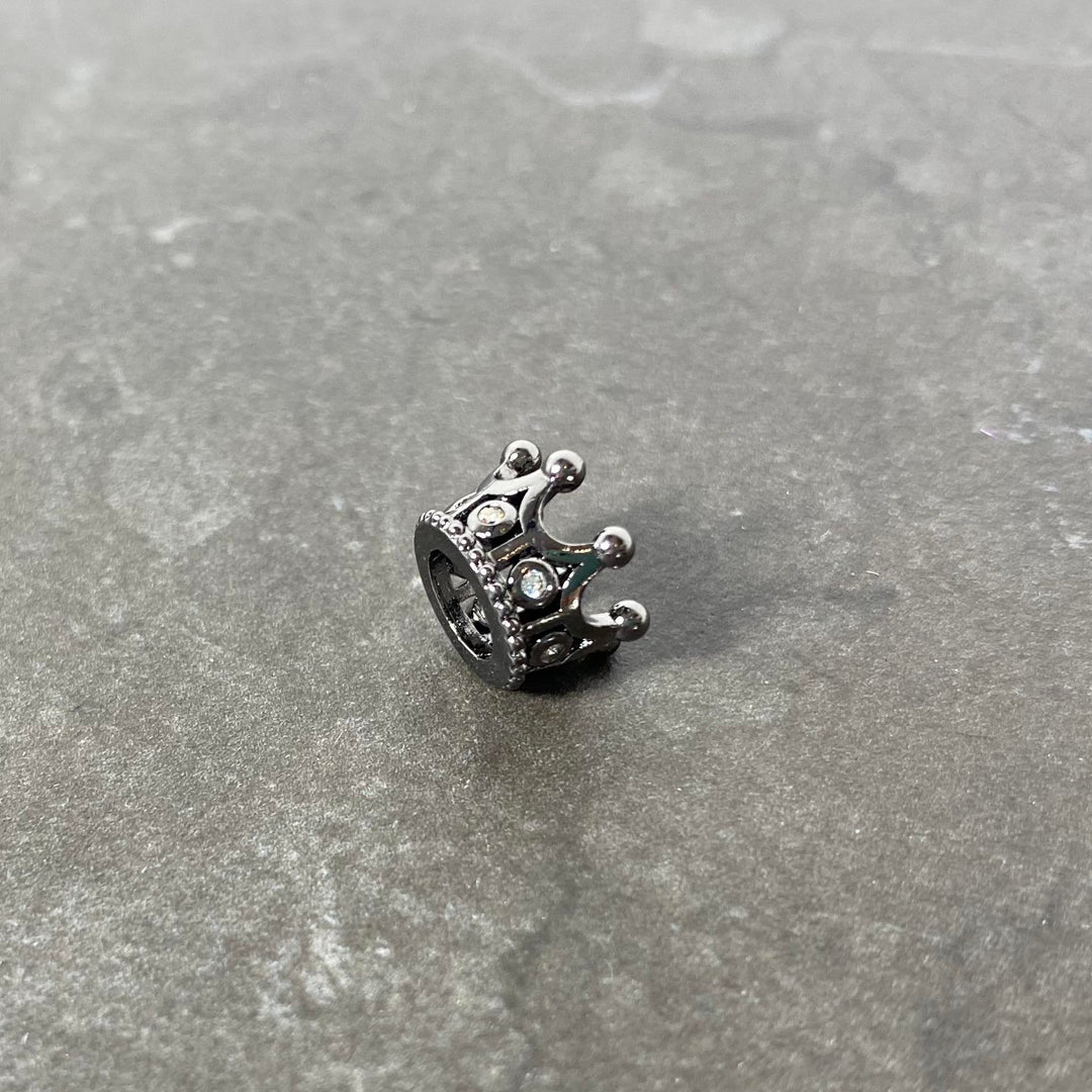 Breloque de petite couronne couleur aux choix