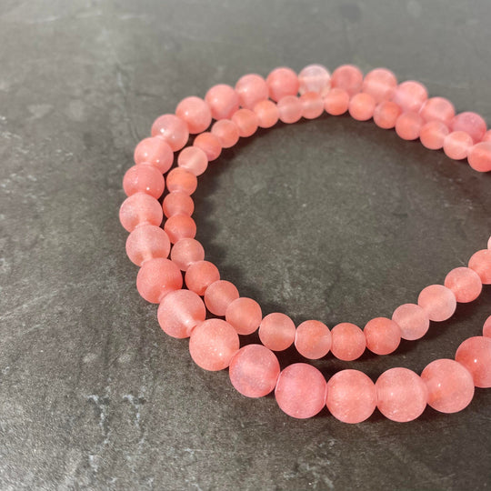 Corde de quartz cerise mat 6 ou 8 mm