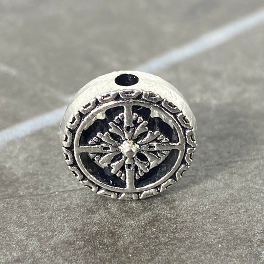 Breloque de boussole ronde et argent