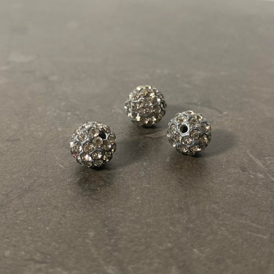 Breloque de boule brillante en polymère charcoal