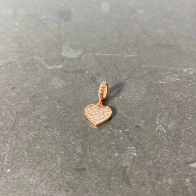 Breloque de coeur pavé de zircon avec petite bague pour enfiler argent ou rosegold