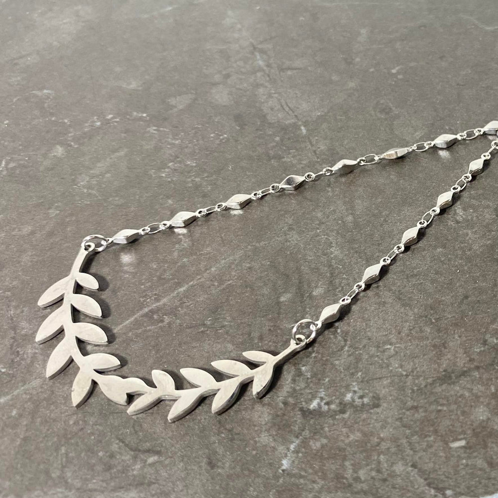 Chaine en acier inoxydable argent Willow 24 po ajustable