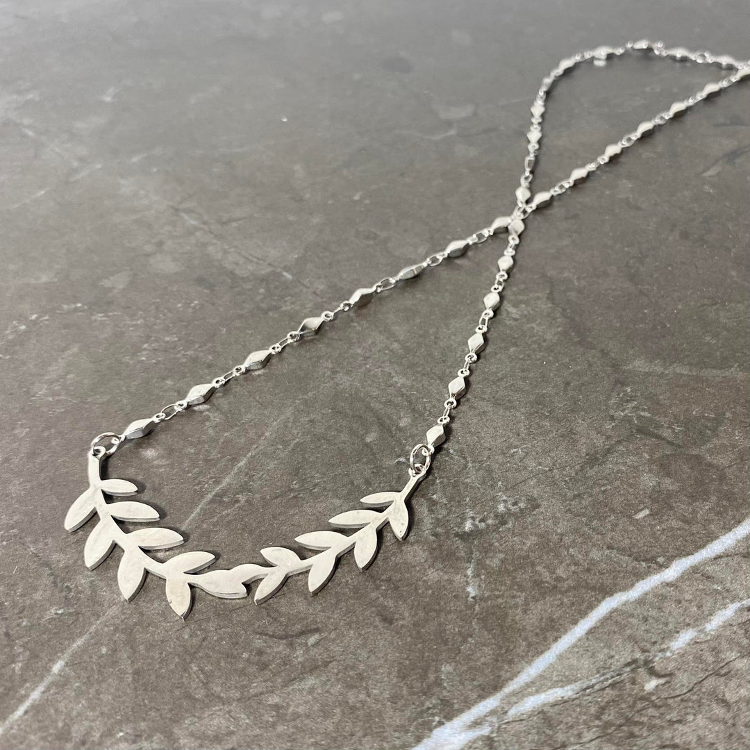 Chaine en acier inoxydable argent Willow 24 po ajustable