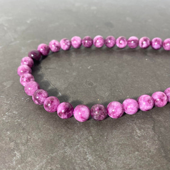 Corde de Jade rose violacé à effet marbré