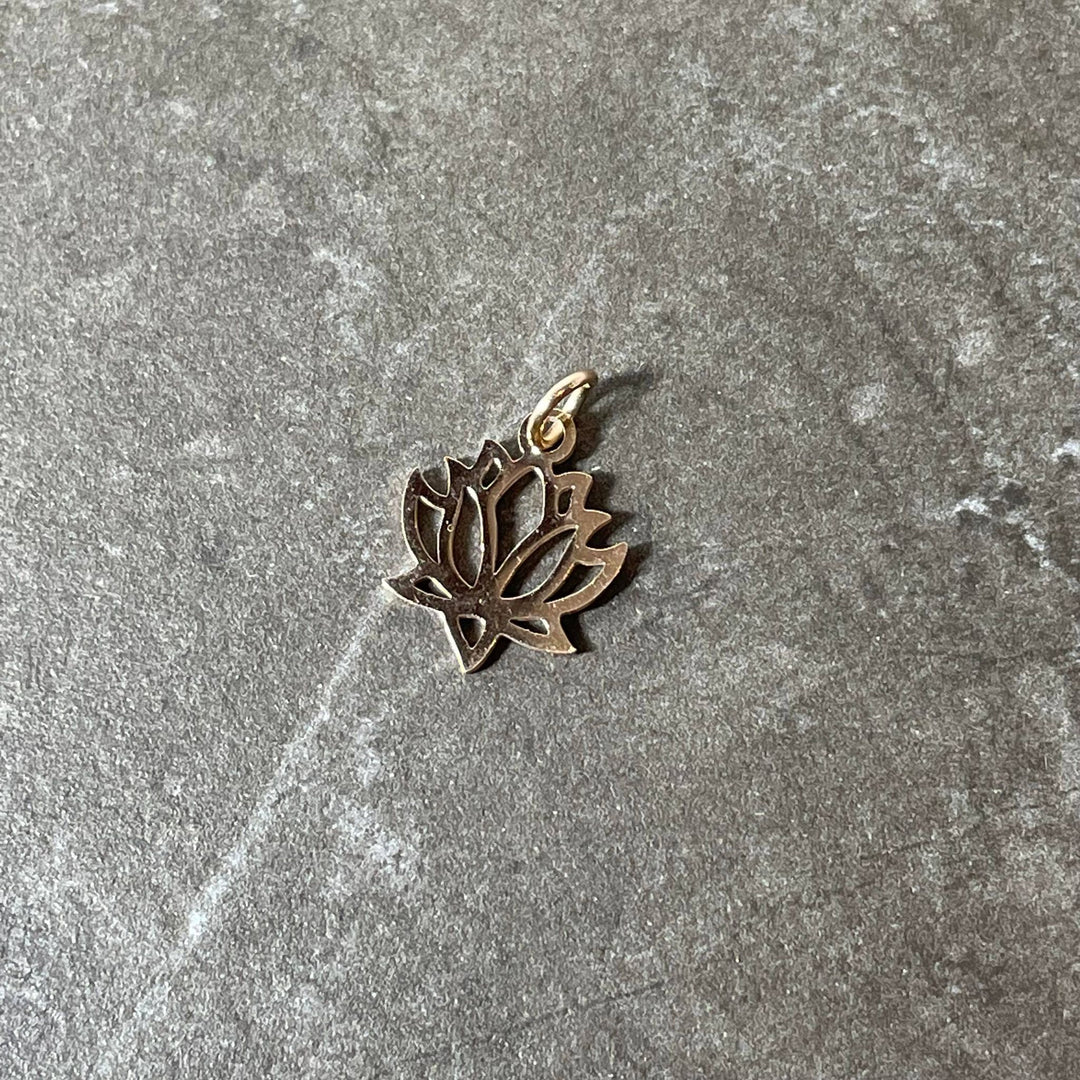 Breloque de Fleur de Lotus en acier inoxydable