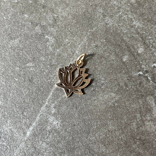 Breloque de Fleur de Lotus en acier inoxydable