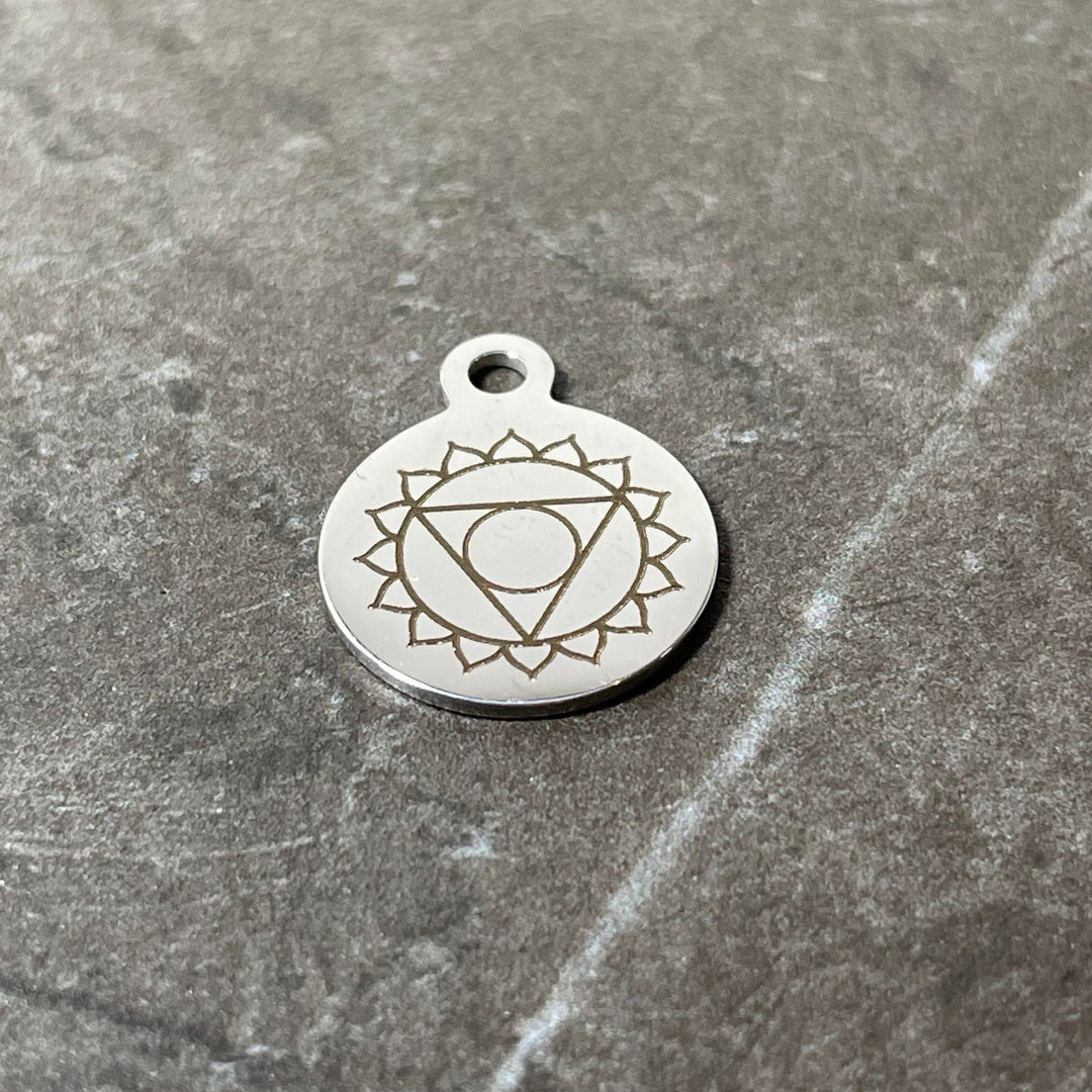 Breloques 7 chakras en acier inoxydable (vendues à l&