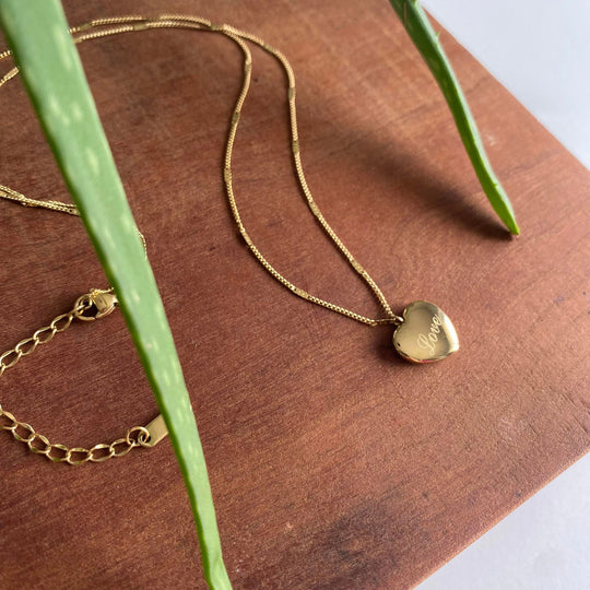 Collier Love en acier inoxydable or