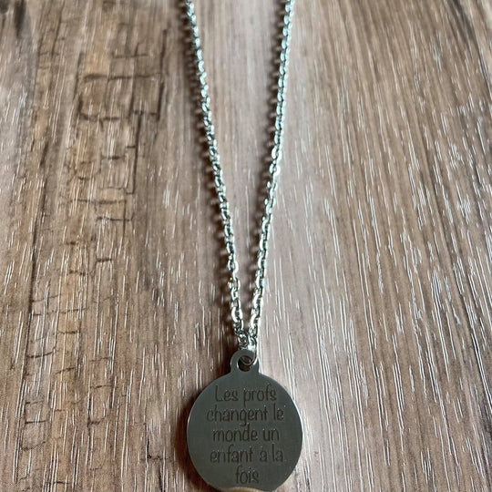 Collier Professeur