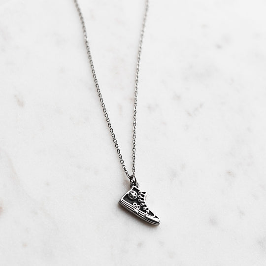 Collier Converse