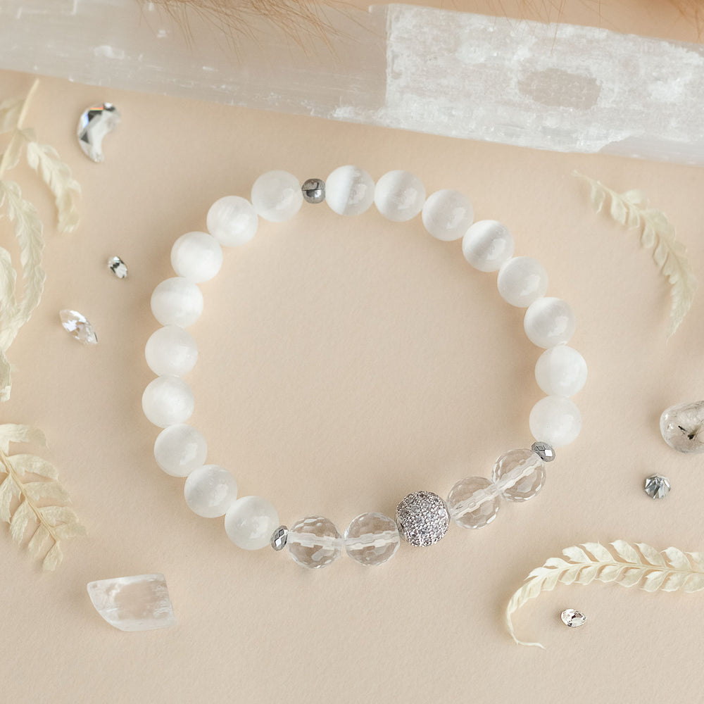 Trio Selenite