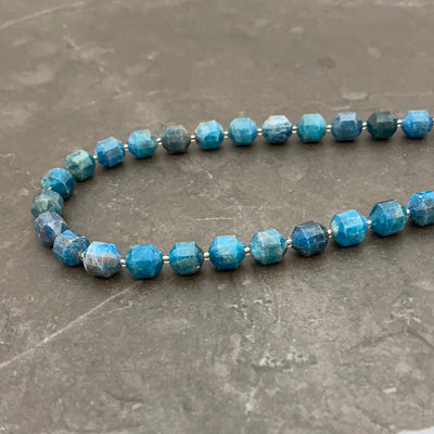 Apatite rope in the shape of a faceted tube 10 mm